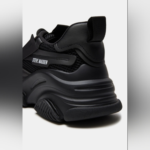 SOLD Steve Madden Sneakers - Picture 3 of 4